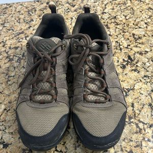 Columbia Hiking shoe.